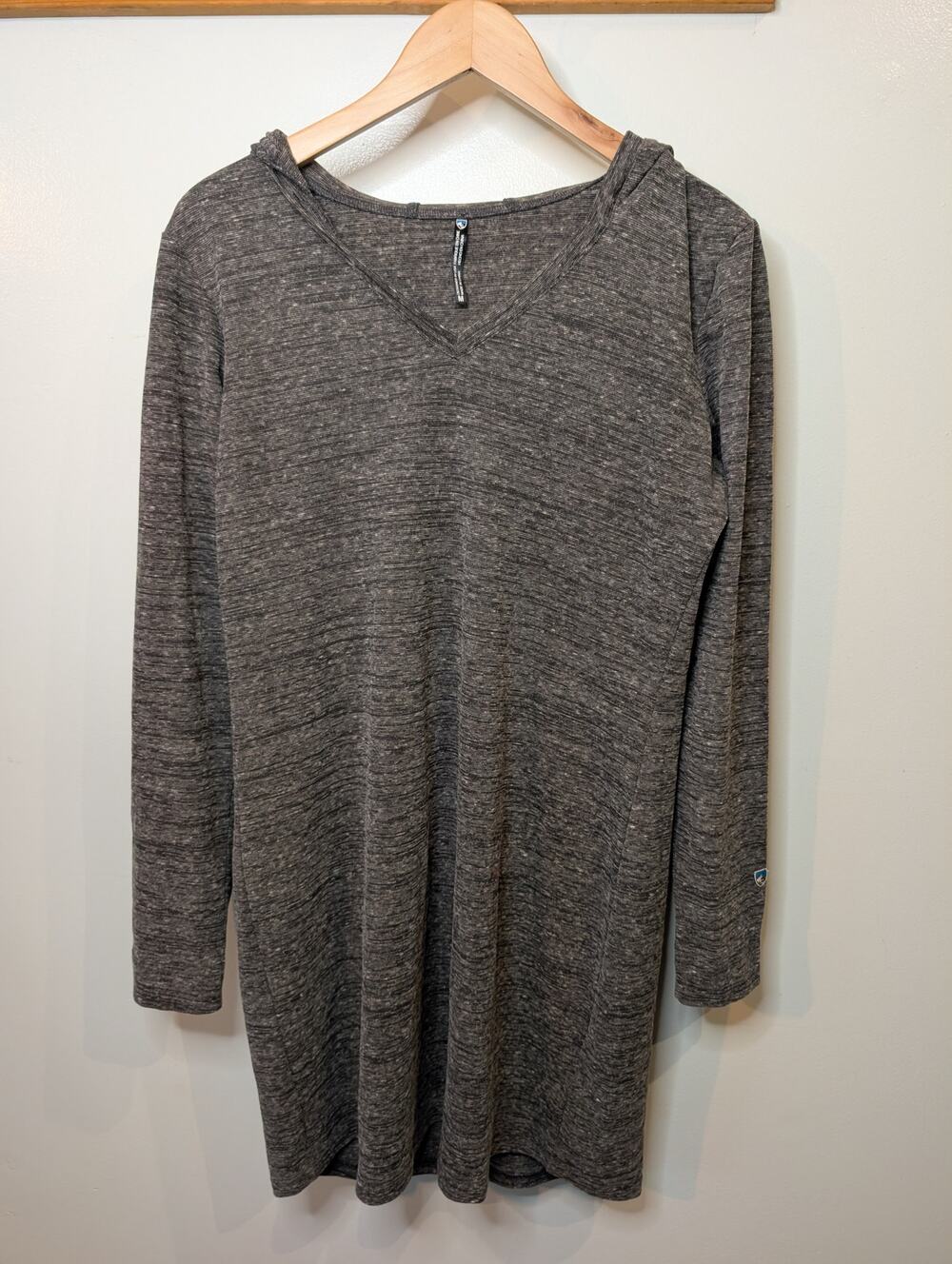 KUHL Womens M Amaranta Hooded Sweater Dress Gray Heather Knit V Neck Gorpcore